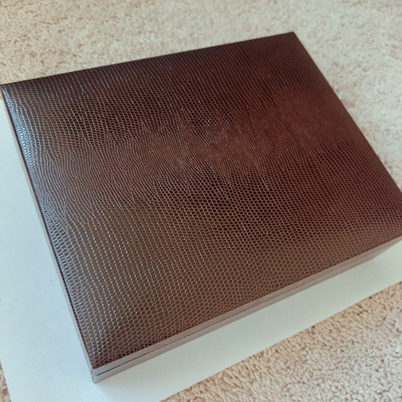 Jewelry Box.New - Picture 3 of 9